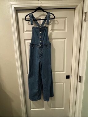 Universal Thread Light Blue Denim Overalls with Gold Stitching